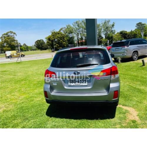 Subaru outback, 2010, único dueño 120,000 km extra full ahor