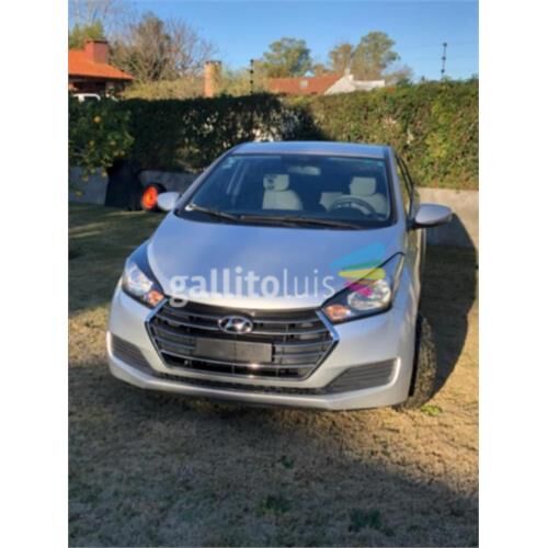 Dueño vende hyundai hb20s 1.6 confort plus 4p 97900 km