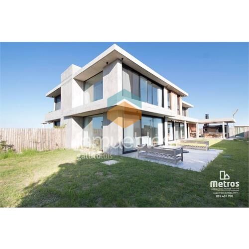 Venta casa jose ignacio 3 dormitorios - jardín parrillero