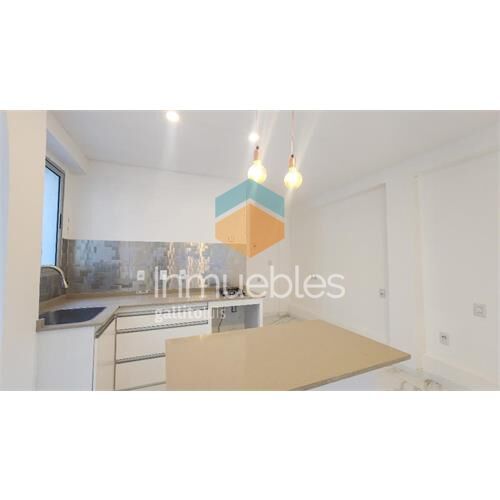 Excelente casa, hecha a nuevo, para entrar