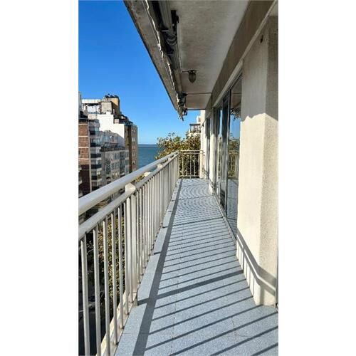 Venta apartamento pocitos prox rambla amplio luminoso alto