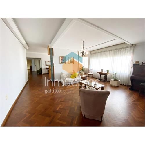 Venta apartamento 3 dormitorios con baño en suite, 4 terraz