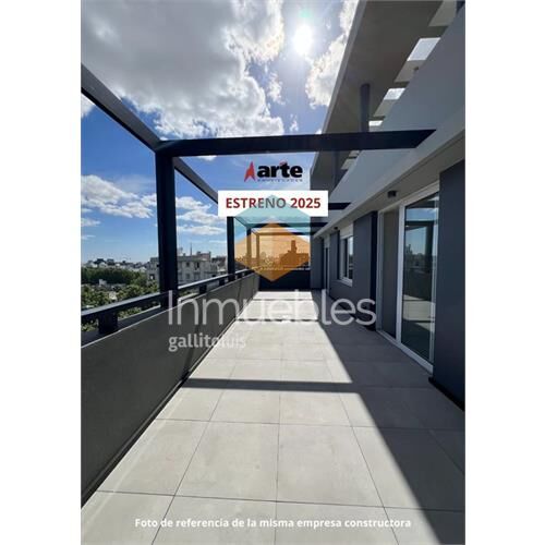Venta de apartamento de 2 domitorios en cordon penthouse