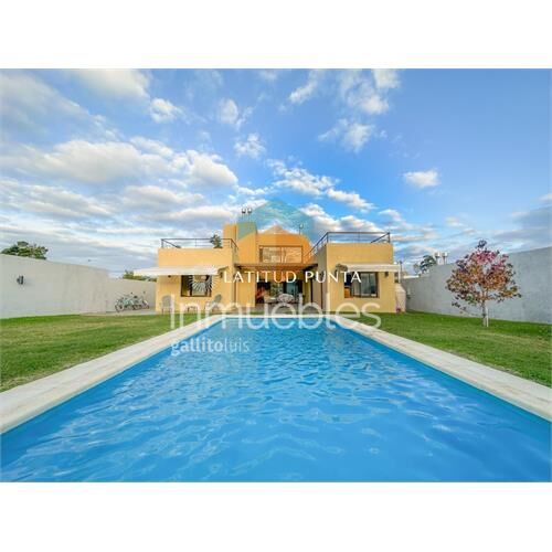 Casa con vista a laguna del diario, 3 dormitorios mã¡s depe