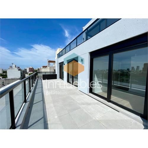 Venta penthouse 2 dormitorios, dos baños en pocitos de gran