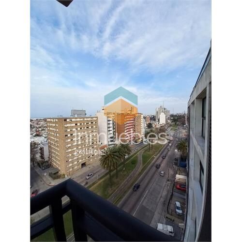 Venta apartamento piso alto 3 dormitorios, 2 baños, gge