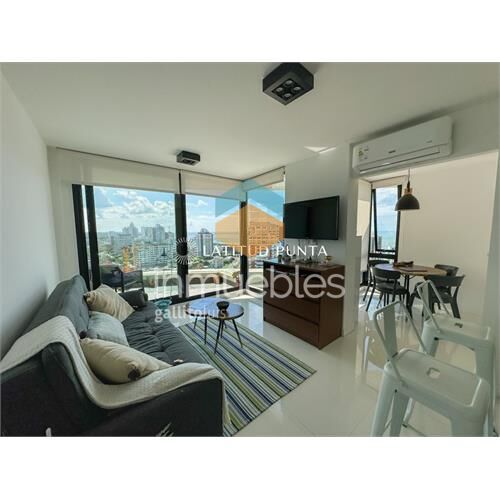 Oportunidad en artower, piso alto con excelente 1