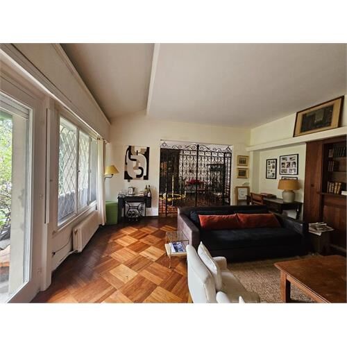 Venta  dos casas  sobre importante terreno de 4488 m² en