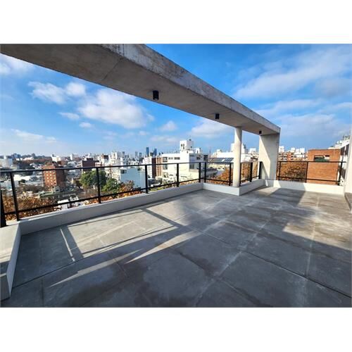 Venta penthouse 2 dormitorios en pocitos  con amplia terraz