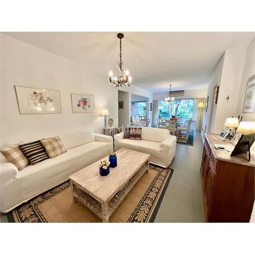 En venta, playa mansa, zona parada 16, de 3 con